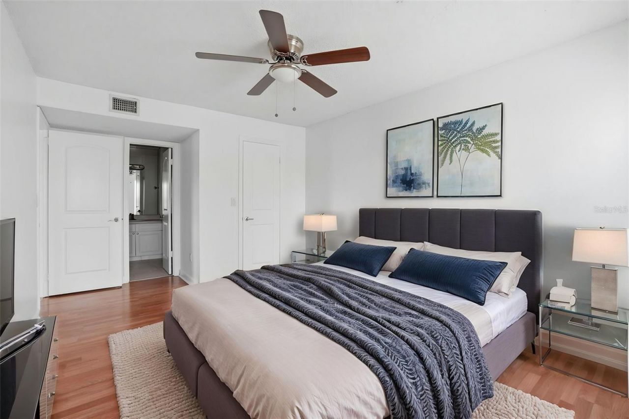 4524 Commander Drive , Unit 1627, Orlando, FL 32822 Photo