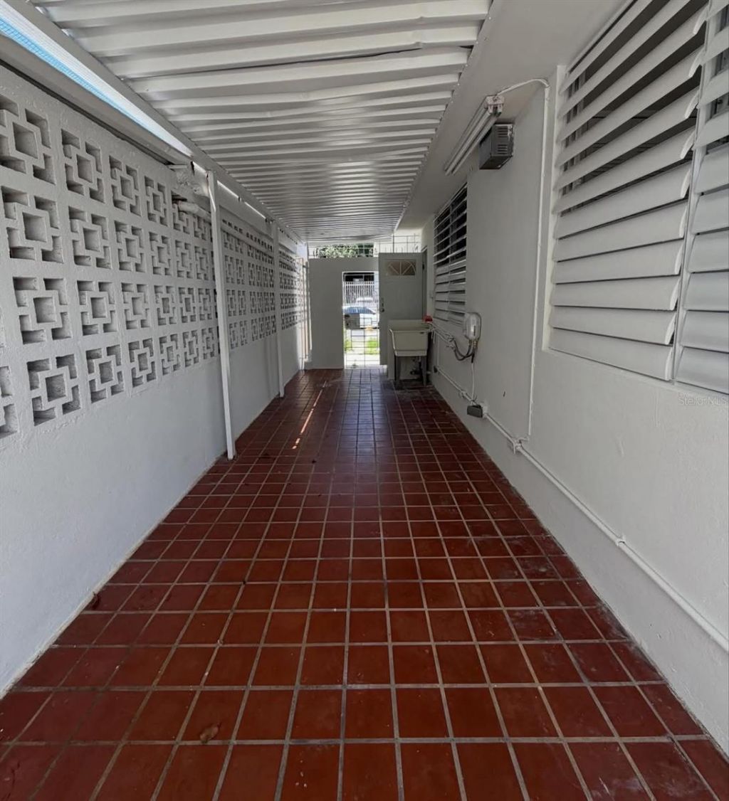 882 Calle Paganini, San Juan, PR 00924 Photo