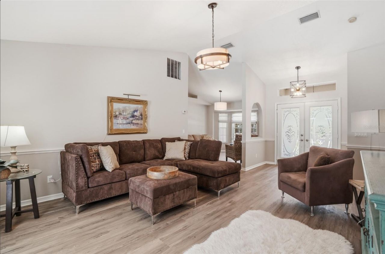 610 Woodview Way, Bradenton, FL 34212 Photo