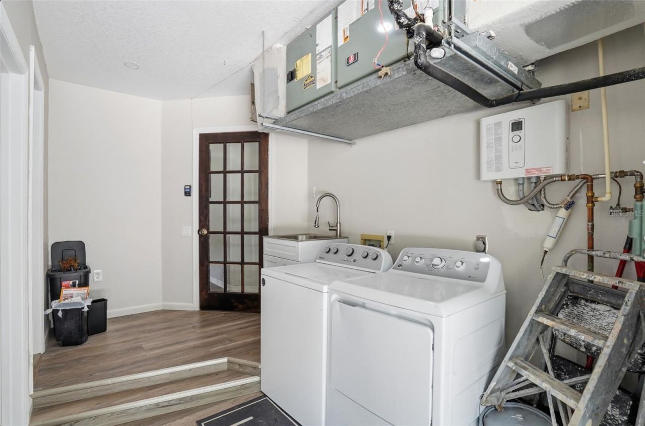 610 Woodview Way, Bradenton, FL 34212 Photo