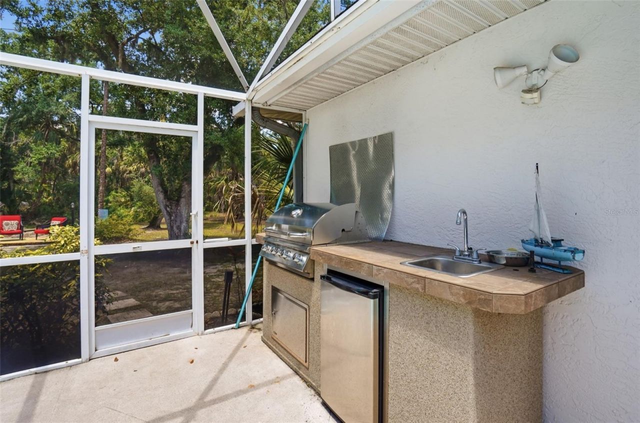 610 Woodview Way, Bradenton, FL 34212 Photo