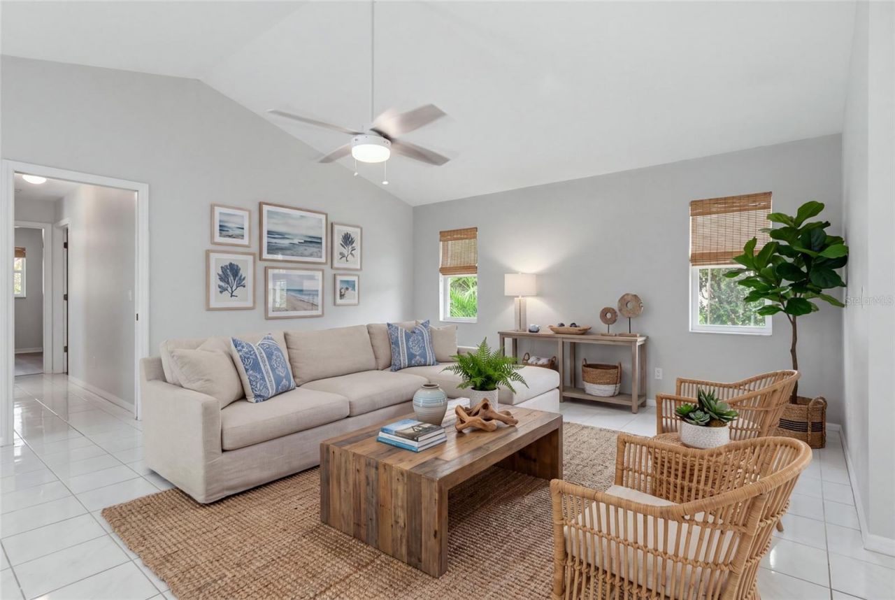 610 Woodview Way, Bradenton, FL 34212 Photo