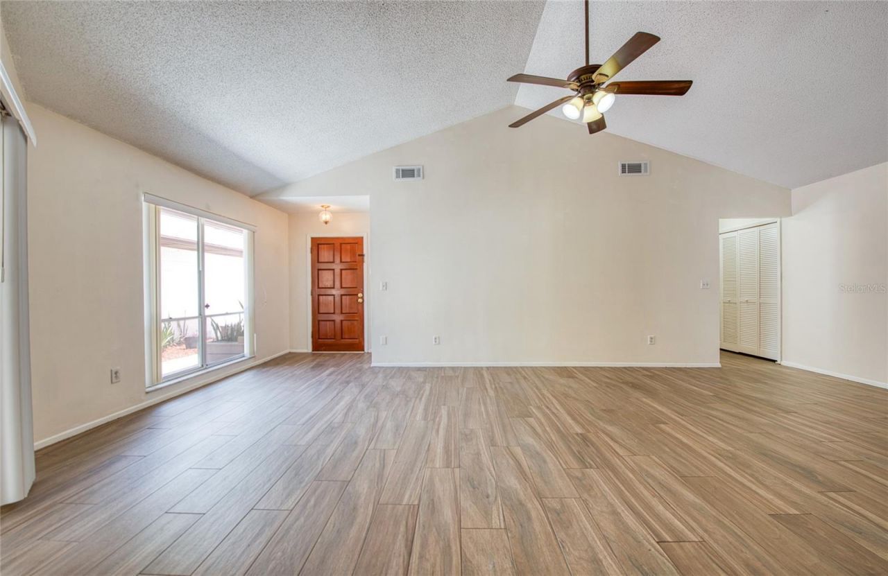 6922 Silvermill Drive, Tampa, FL 33635 Photo