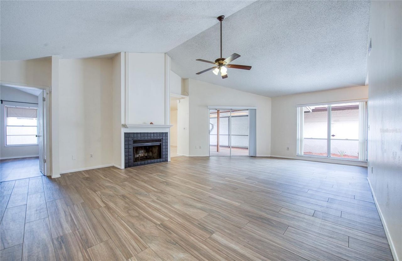 6922 Silvermill Drive, Tampa, FL 33635 Photo