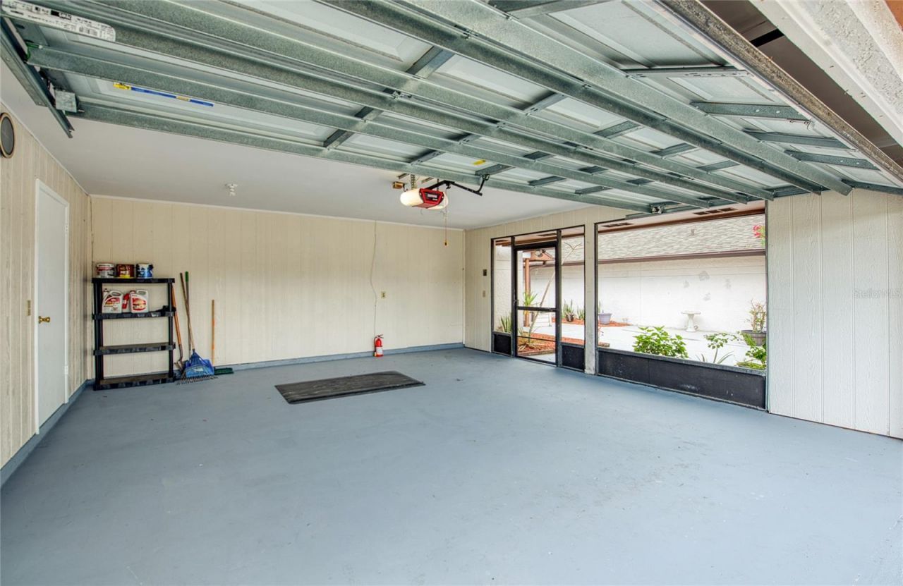 6922 Silvermill Drive, Tampa, FL 33635 Photo