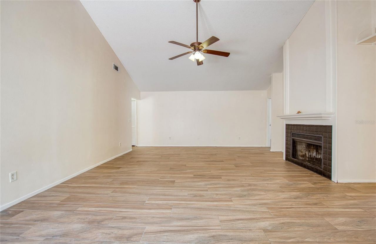 6922 Silvermill Drive, Tampa, FL 33635 Photo