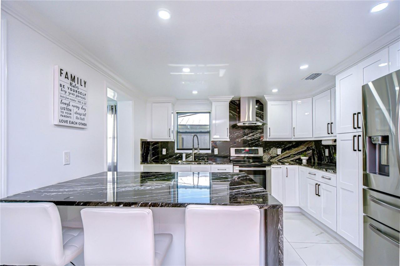 3314 W Kirby Street, Tampa, FL 33614 Photo