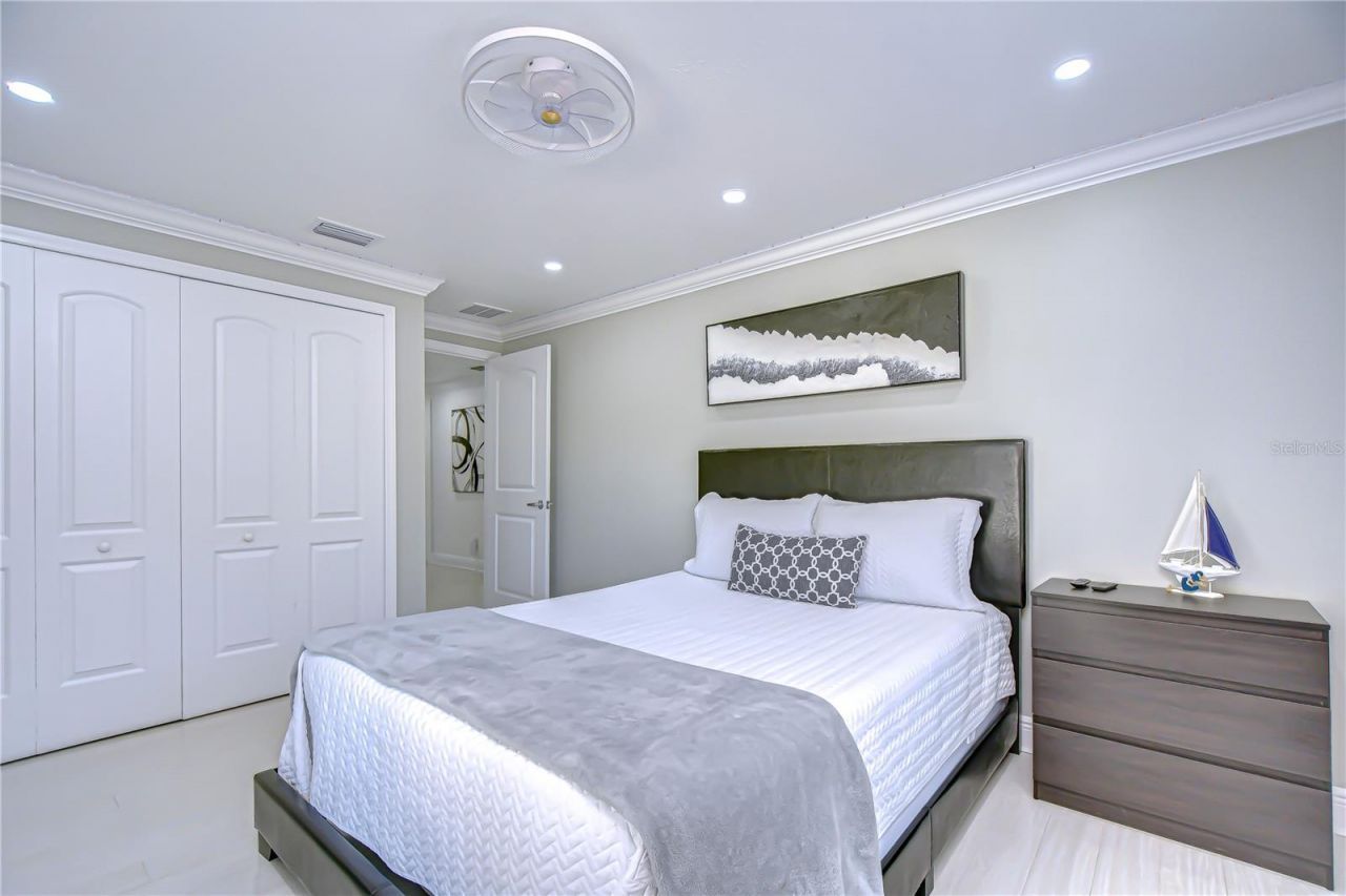 3314 W Kirby Street, Tampa, FL 33614 Photo