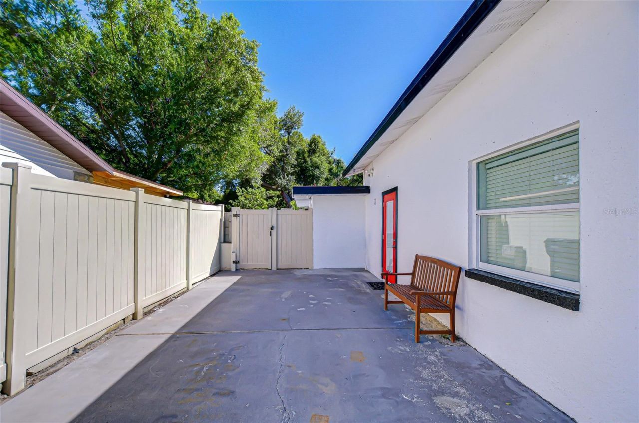 3314 W Kirby Street, Tampa, FL 33614 Photo