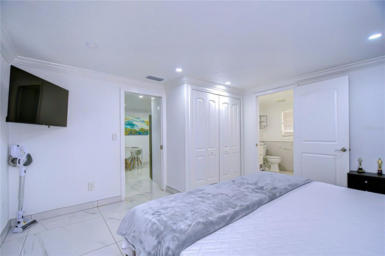 3314 W Kirby Street, Tampa, FL 33614 Photo