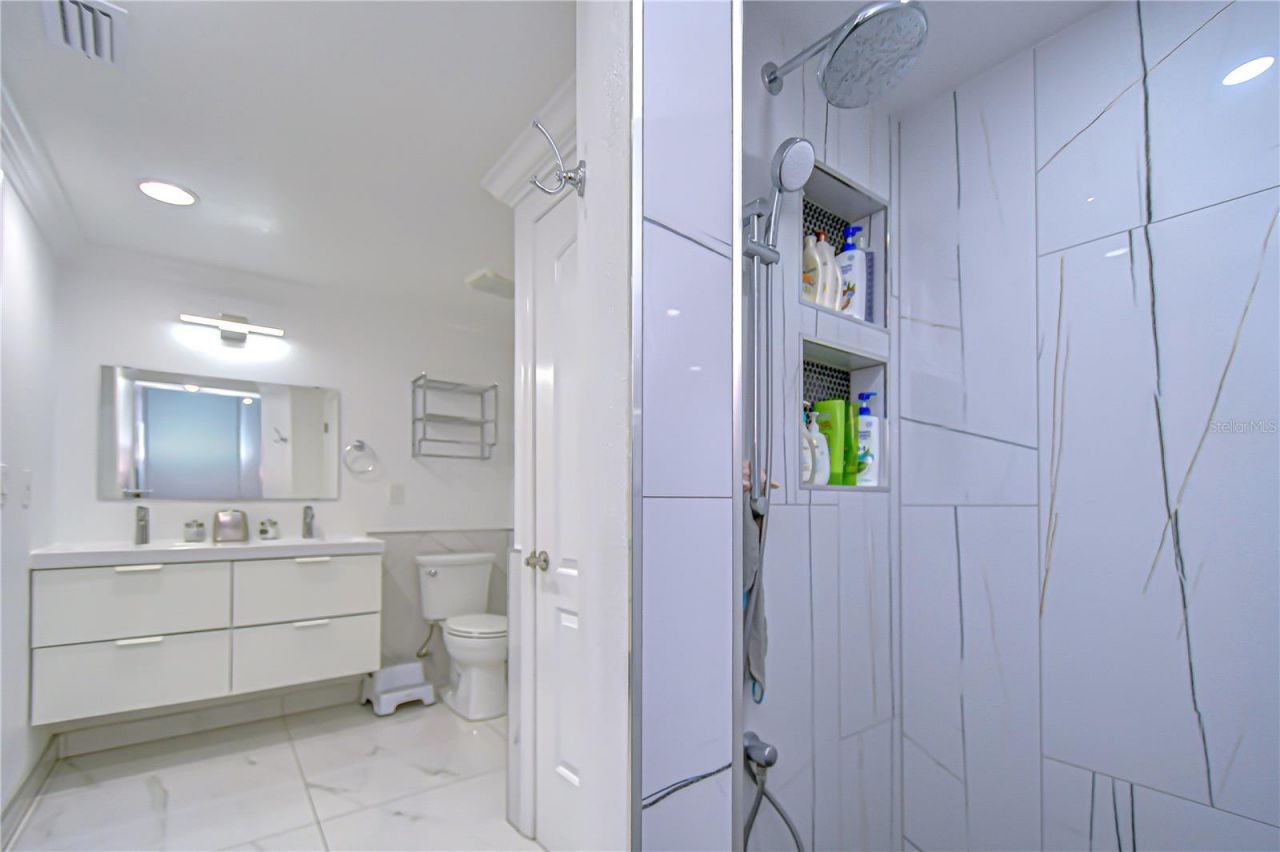 3314 W Kirby Street, Tampa, FL 33614 Photo