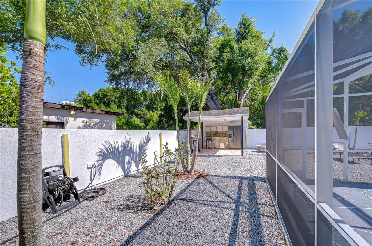 3314 W Kirby Street, Tampa, FL 33614 Photo