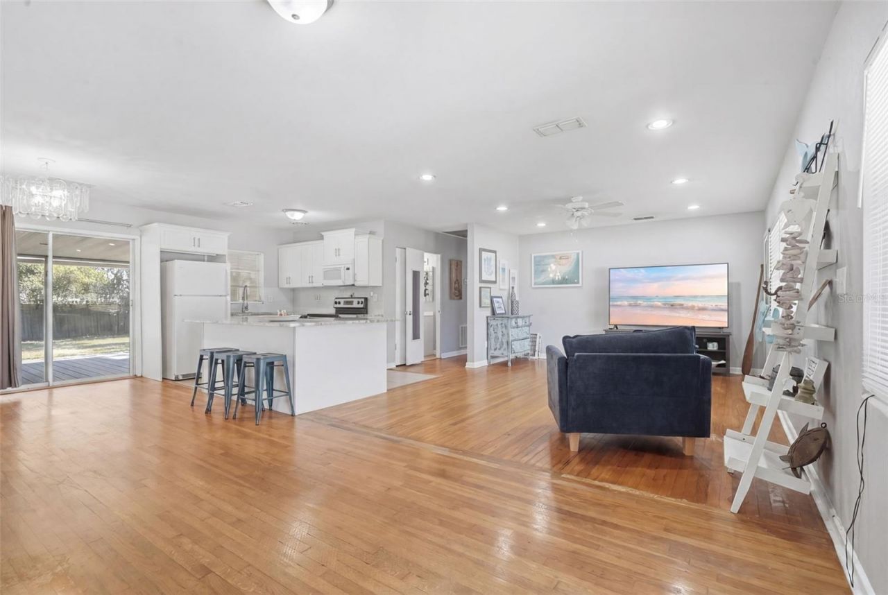 65 Community Dr , Debary, FL 32713 Photo