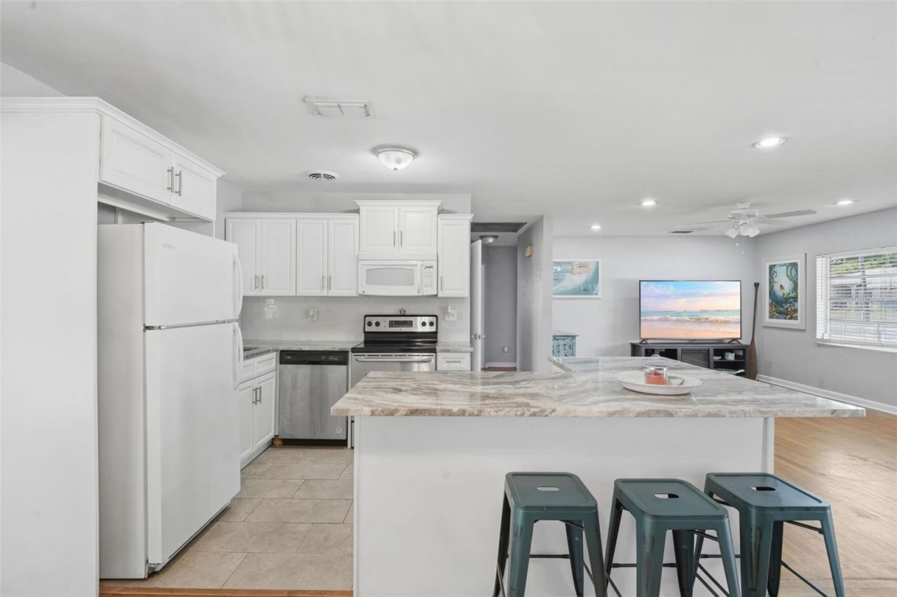 65 Community Dr , Debary, FL 32713 Photo