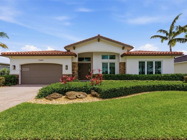 10460 Ranchette Dr , Cooper City, FL 33328