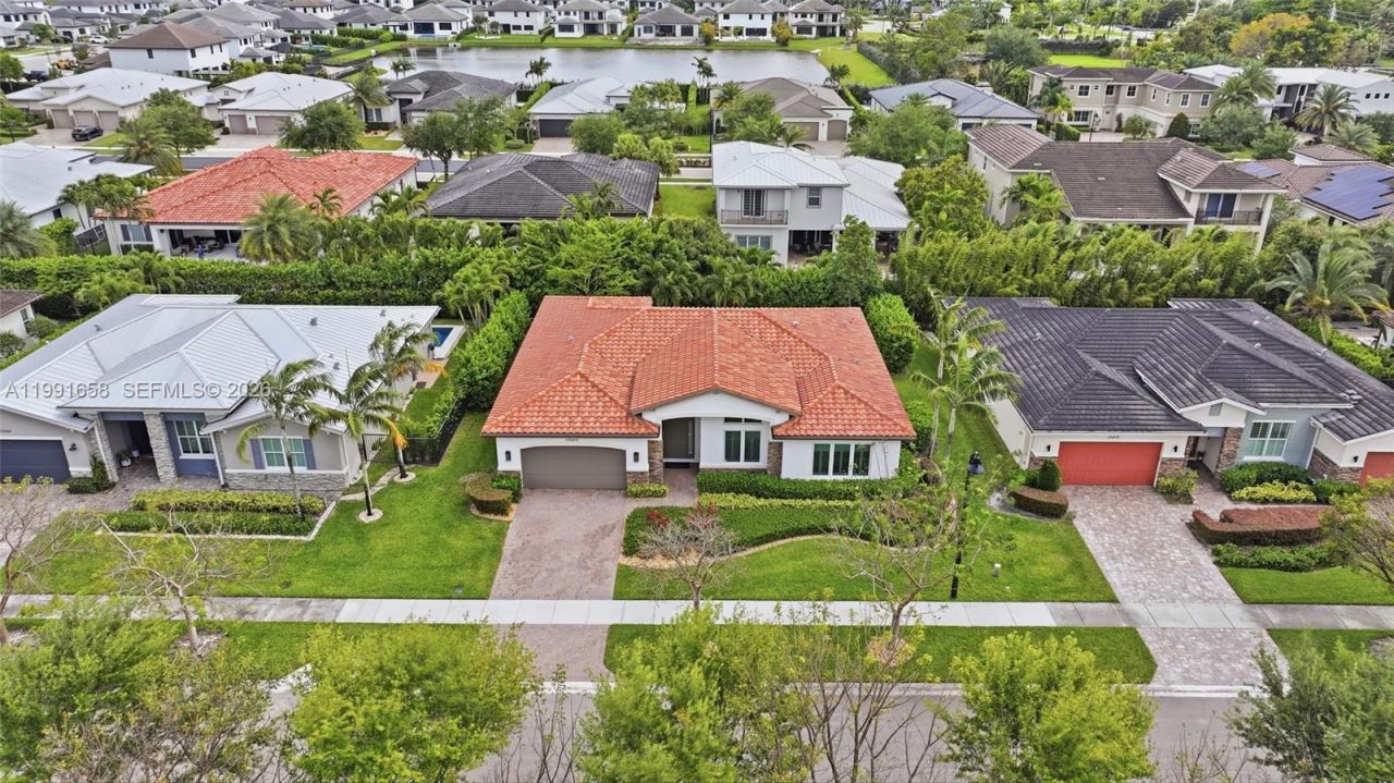 10460 Ranchette Dr , Cooper City, FL 33328 Photo