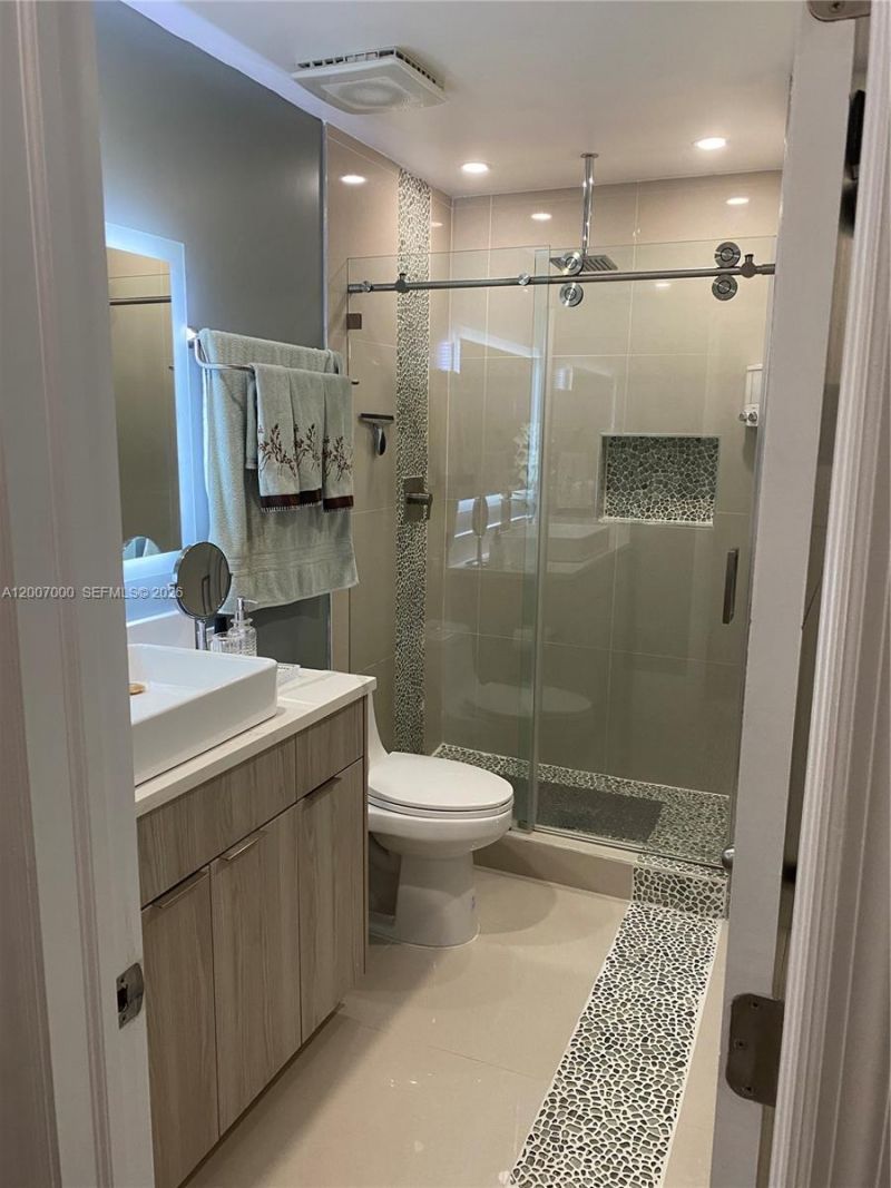 428 N Crescent Dr , Hollywood, FL 33021 Photo