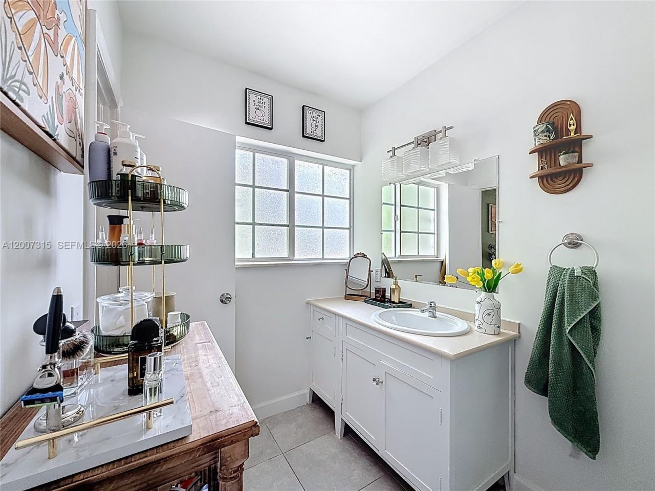 9280 Bay Harbor Ter , Unit 25, Bay Harbor Islands, FL 33154 Photo