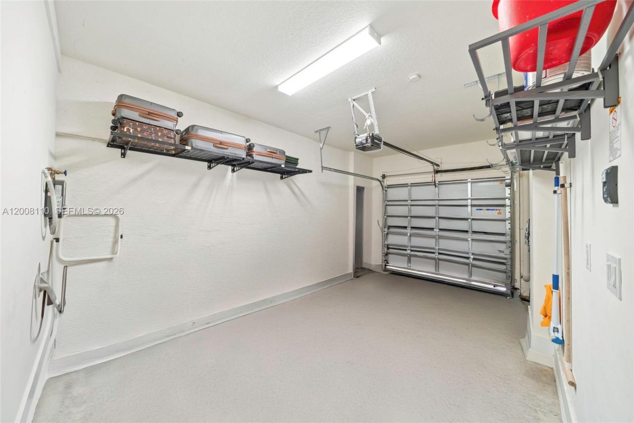 4648 NW 83rd Ave, Doral, FL 33166 Photo