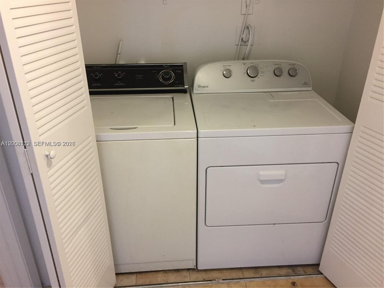 8363 Lake Dr , Unit 102, Doral, FL 33166 Photo