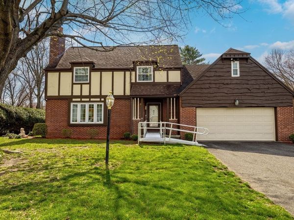 26 Kimberly Dr, South Hadley, MA 01075