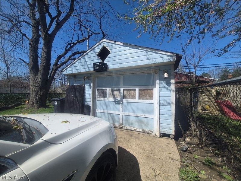 12600 Matherson Avenue, Cleveland, OH 44135 Photo 3