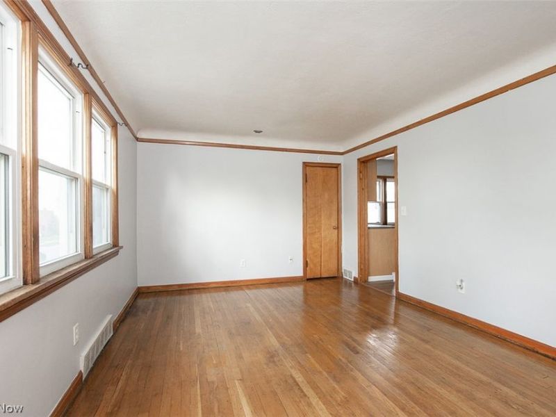 2831 North Avenue, Parma, OH 44134 Photo 20