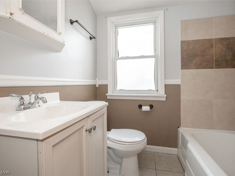 2831 North Avenue, Parma, OH 44134 Photo 23