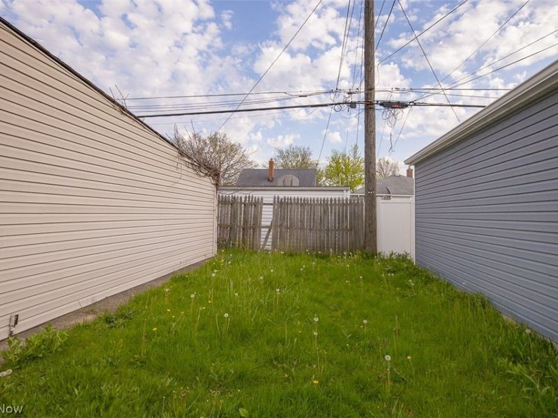 2831 North Avenue, Parma, OH 44134 Photo 30