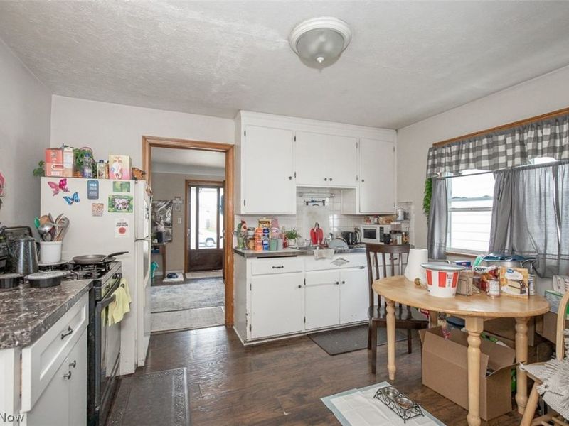 2831 North Avenue, Parma, OH 44134 Photo 9