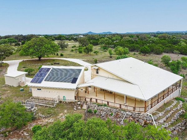 3263 Palomino Spgs, Bandera, TX 78003