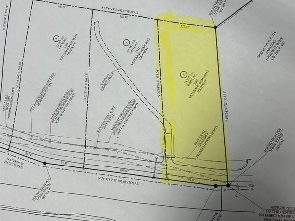 1687 Veterans Memorial Highway , Scottsville, KY 42164