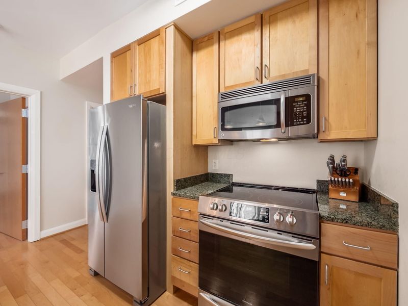 196 S Grant Avenue, Unit 303, Columbus, OH 43215 Photo 13