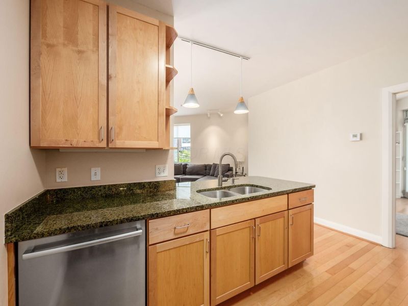 196 S Grant Avenue, Unit 303, Columbus, OH 43215 Photo 14