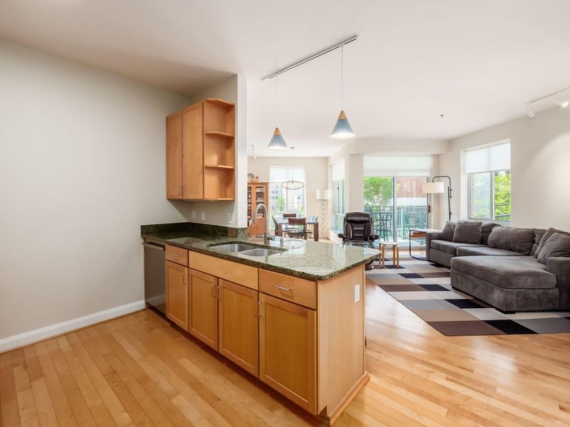 196 S Grant Avenue, Unit 303, Columbus, OH 43215 Photo 8