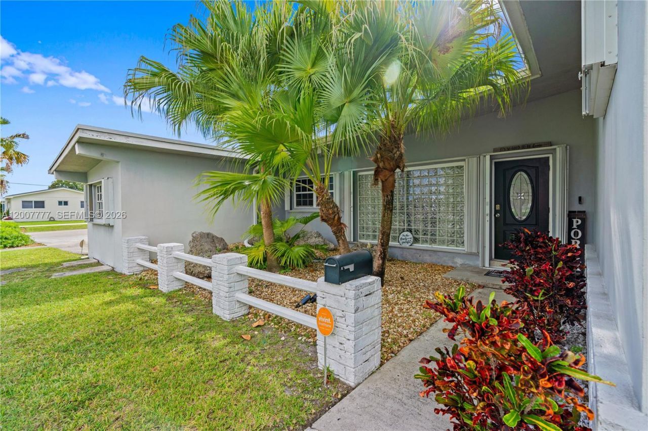 9500 Caribbean Blvd, Cutler Bay, FL 33189 Photo