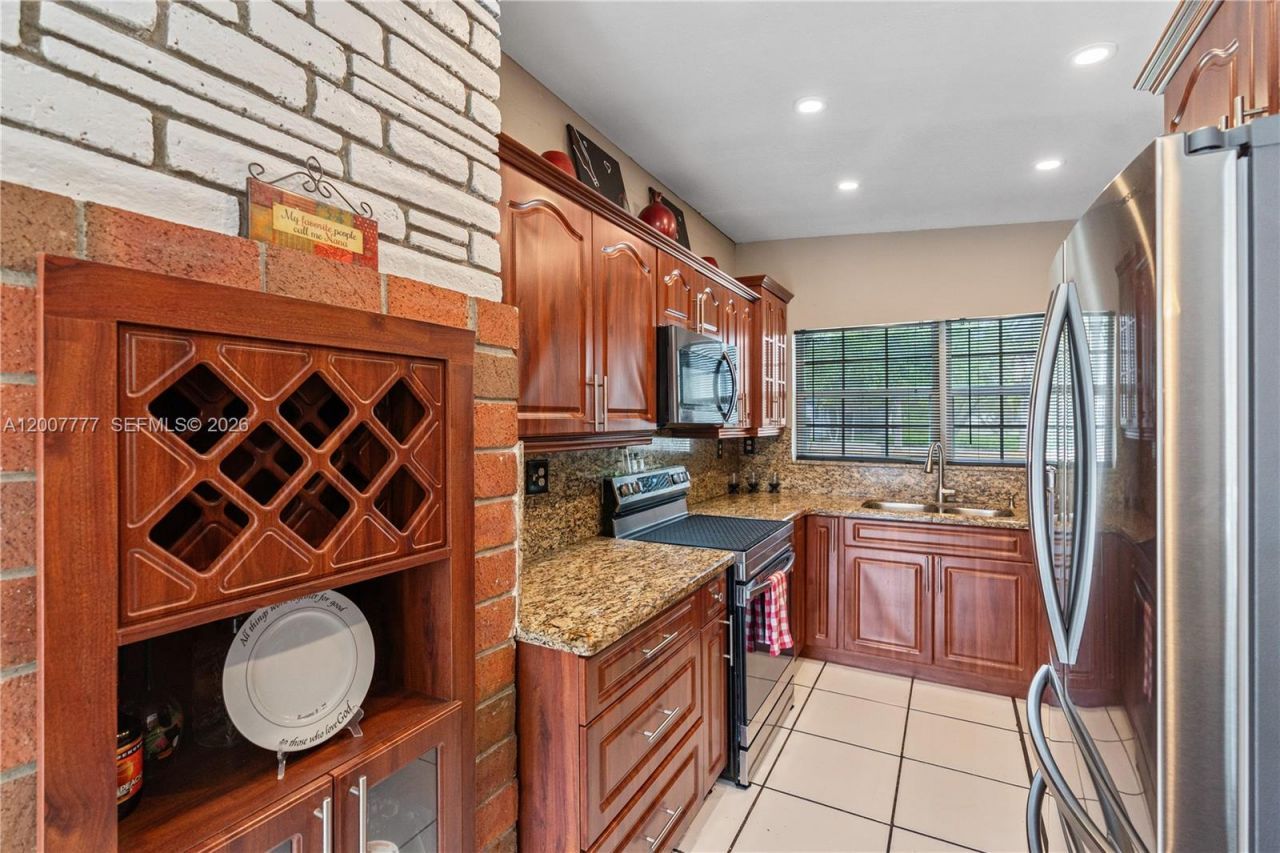 9500 Caribbean Blvd , Cutler Bay, FL 33189 Photo