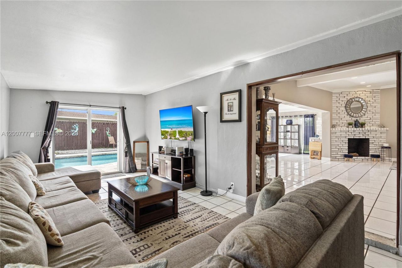 9500 Caribbean Blvd , Cutler Bay, FL 33189 Photo
