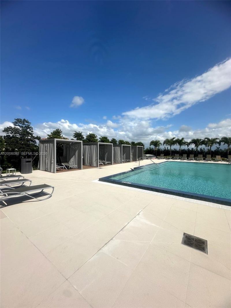 7901 Hispanola Ave, Unit 808, North Bay Village, FL 33141 Photo