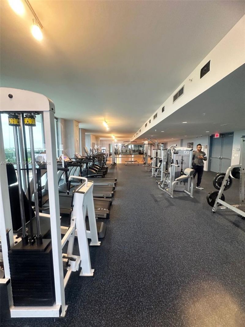 7901 Hispanola Ave, Unit 808, North Bay Village, FL 33141 Photo