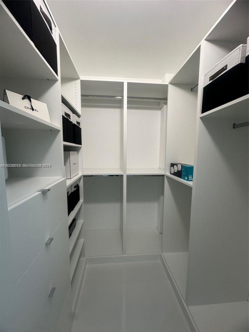 7901 Hispanola Ave, Unit 808, North Bay Village, FL 33141 Photo