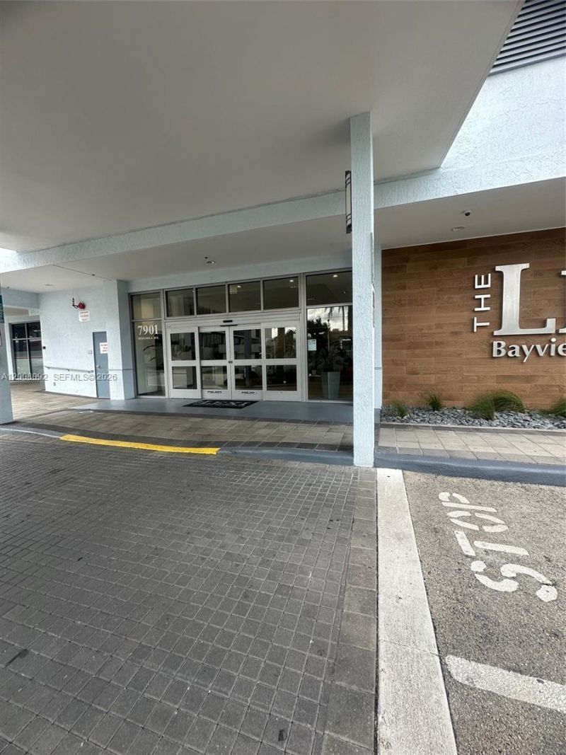 7901 Hispanola Ave, Unit 808, North Bay Village, FL 33141 Photo
