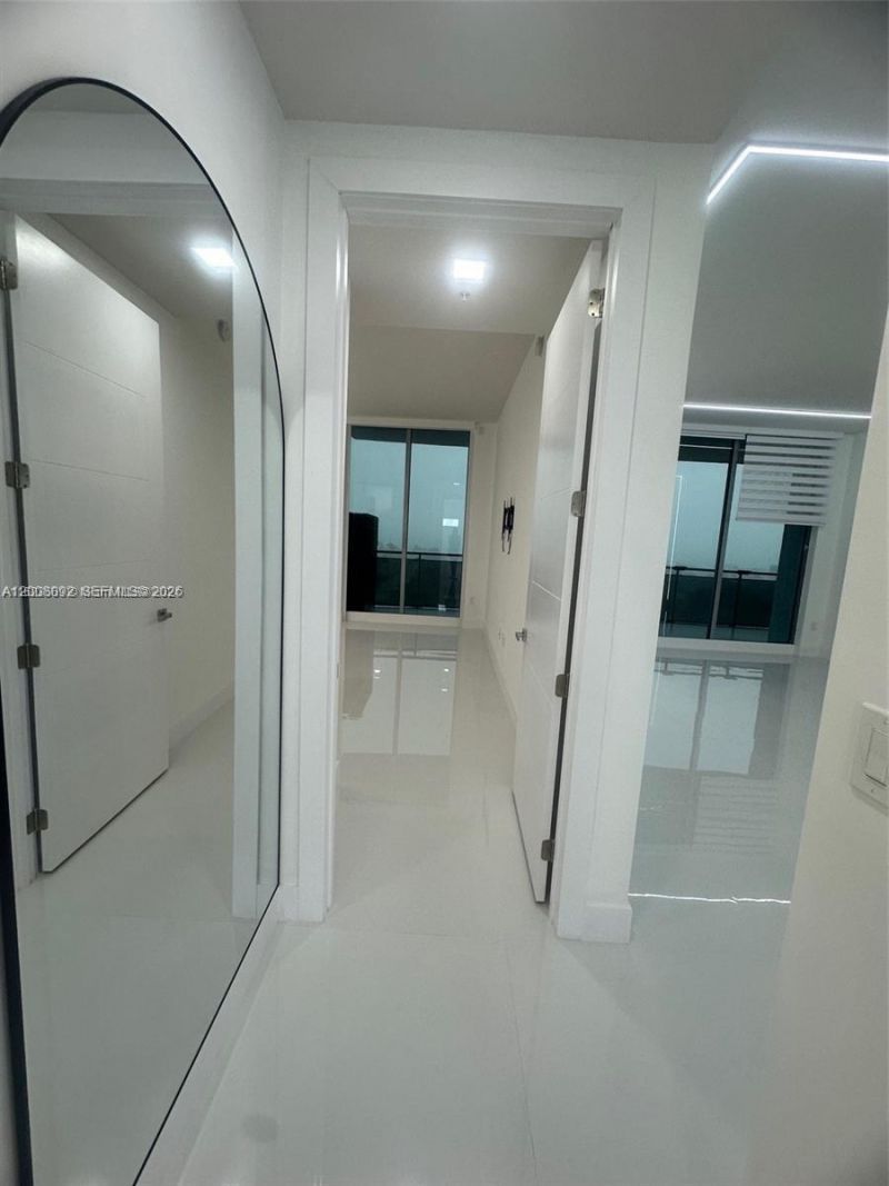 7901 Hispanola Ave, Unit 808, North Bay Village, FL 33141 Photo