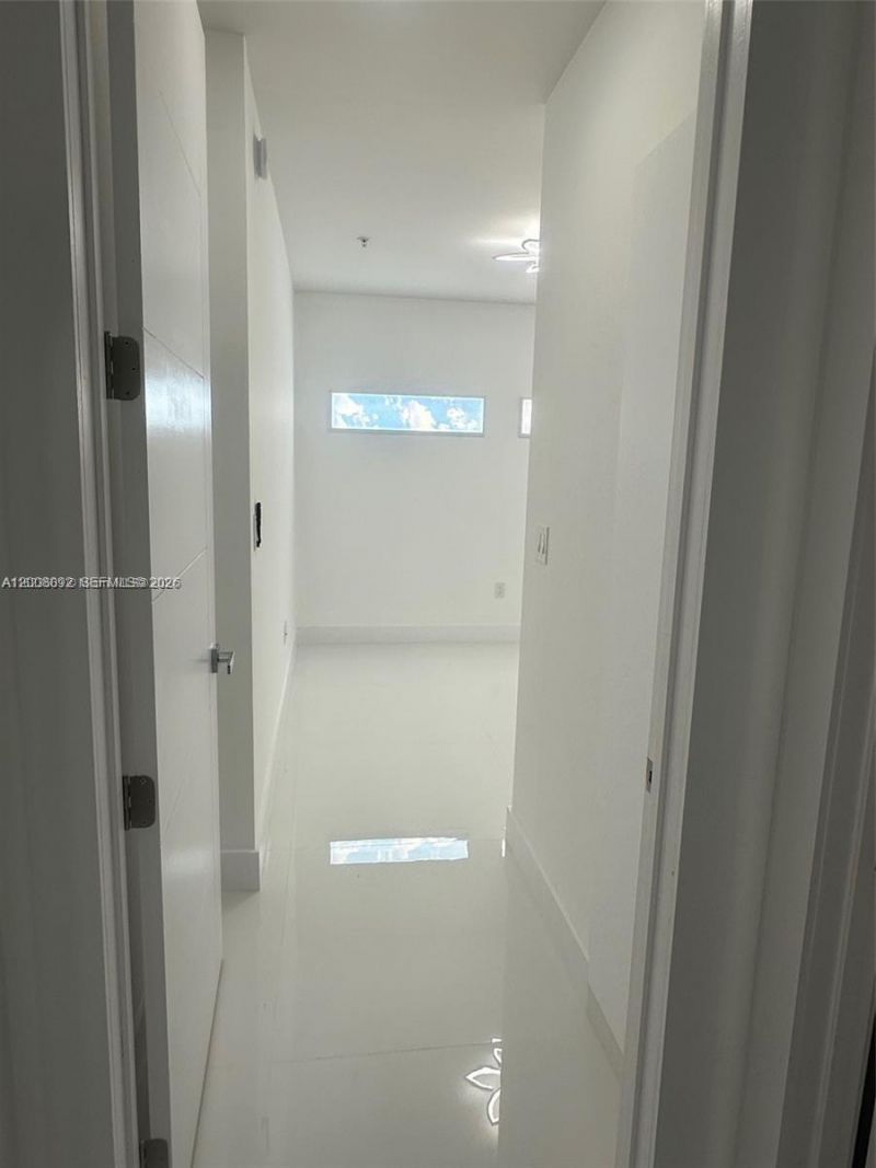 7901 Hispanola Ave, Unit 808, North Bay Village, FL 33141 Photo