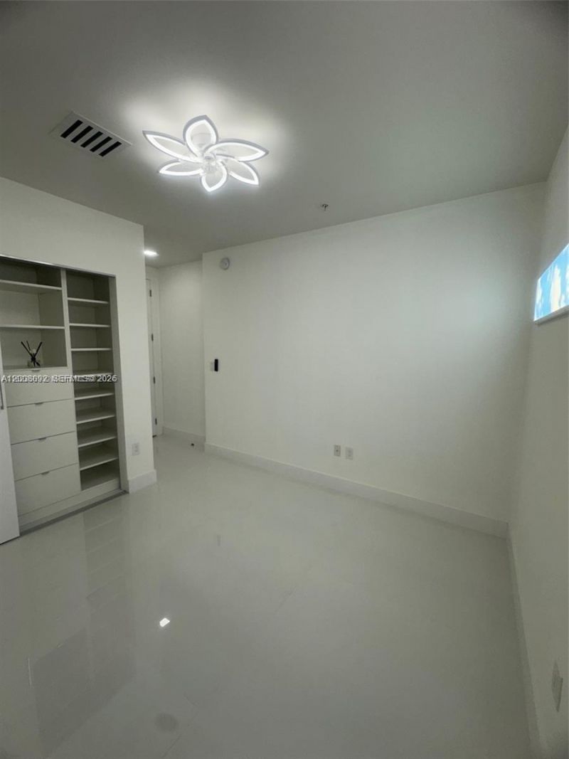 7901 Hispanola Ave, Unit 808, North Bay Village, FL 33141 Photo