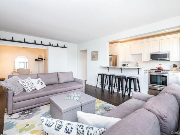 11 Alden Road , Unit 4J, Larchmont, NY 10538