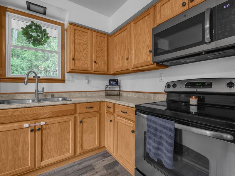 3001 Montgomery Road NE, Newark, OH 43055 Photo 5