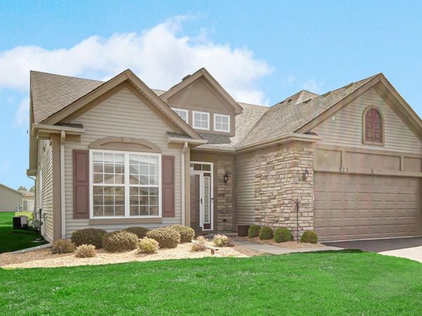 825 Grand Haven Way, Schererville, IN 46375