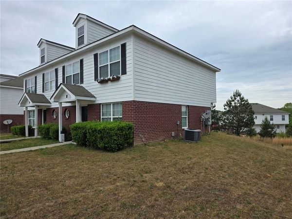 626 Mill Stone Bluff, Unit B, Monroe, GA 30655