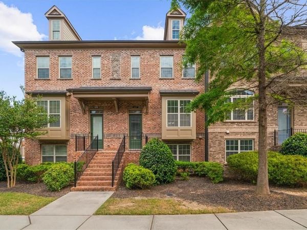 1097 Township Square , Alpharetta, GA 30022